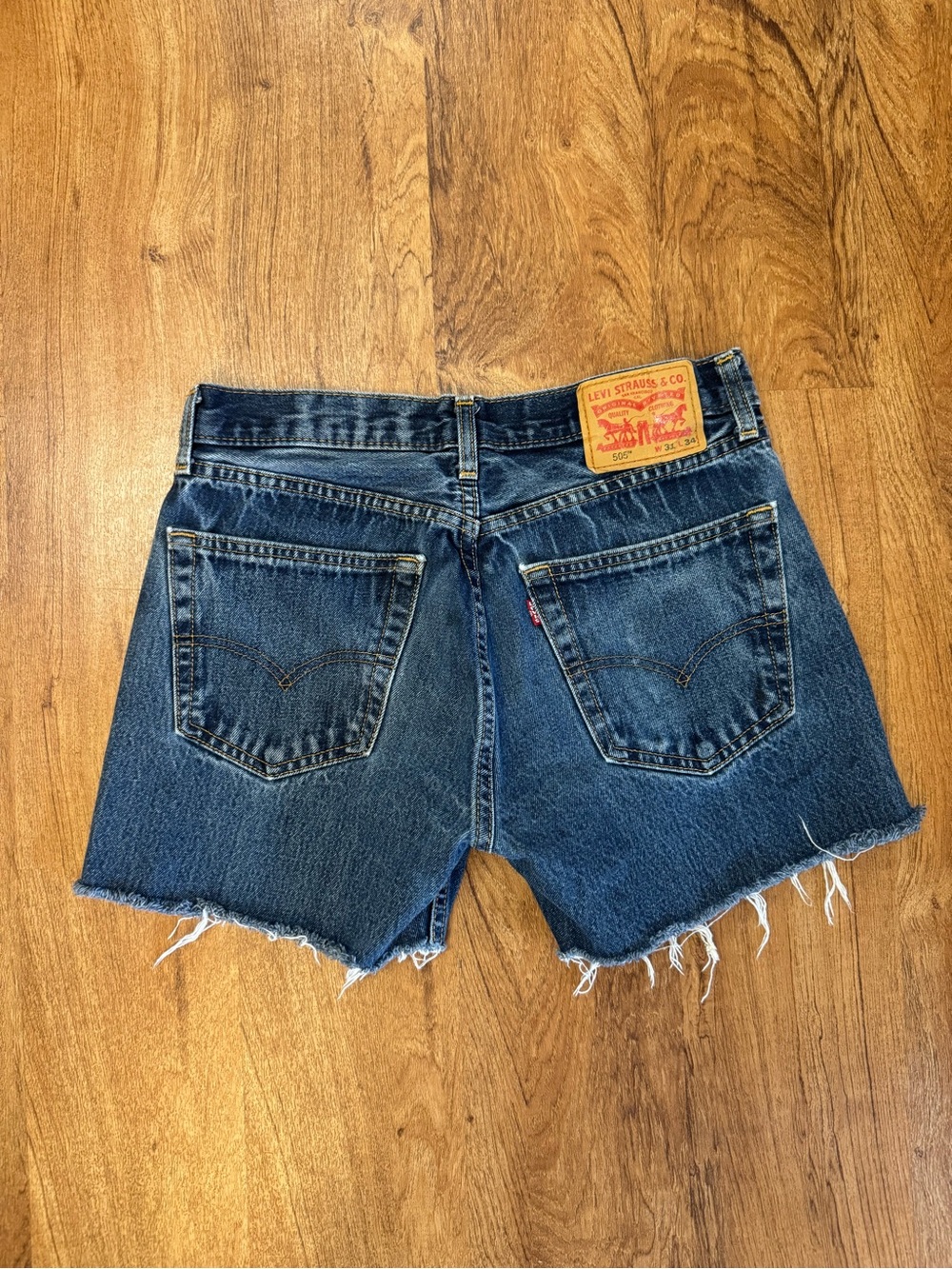 Y2K Vintage 505 Levi’s Denim Shorts. 30